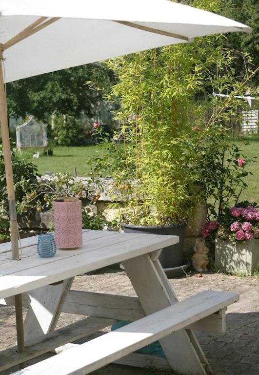 Les Petites Mirabelles Noyers-sur-Cher Exterior foto